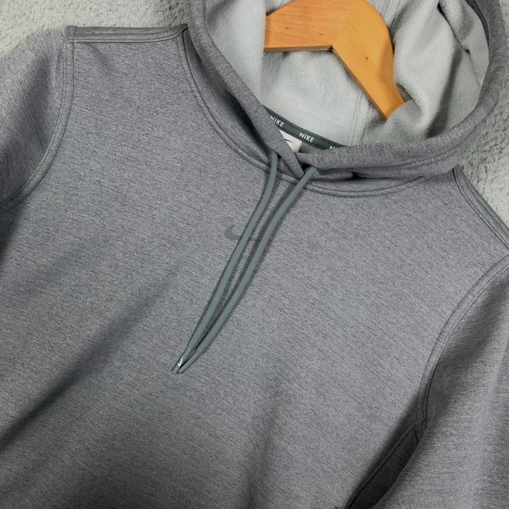 Nike Center Swoosh One Hoodie Womens Medium Gray Therma-FIT Crop NWT‎ $65